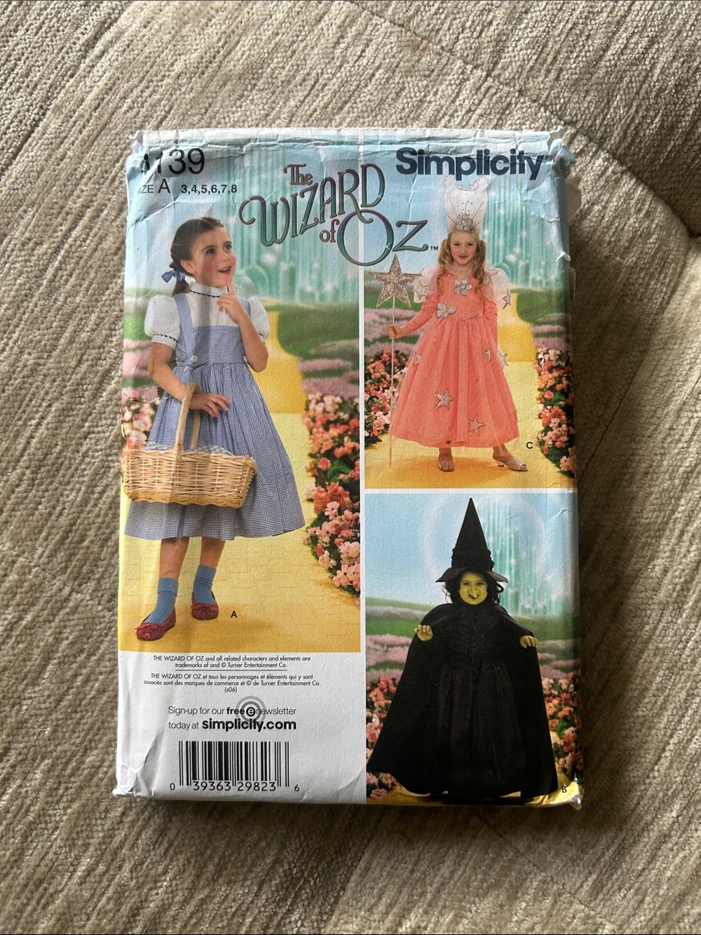 UNCUT Simplicity Kids Wizard of Oz Costume Pattern Dorothy/Glenda/Wicked Witch